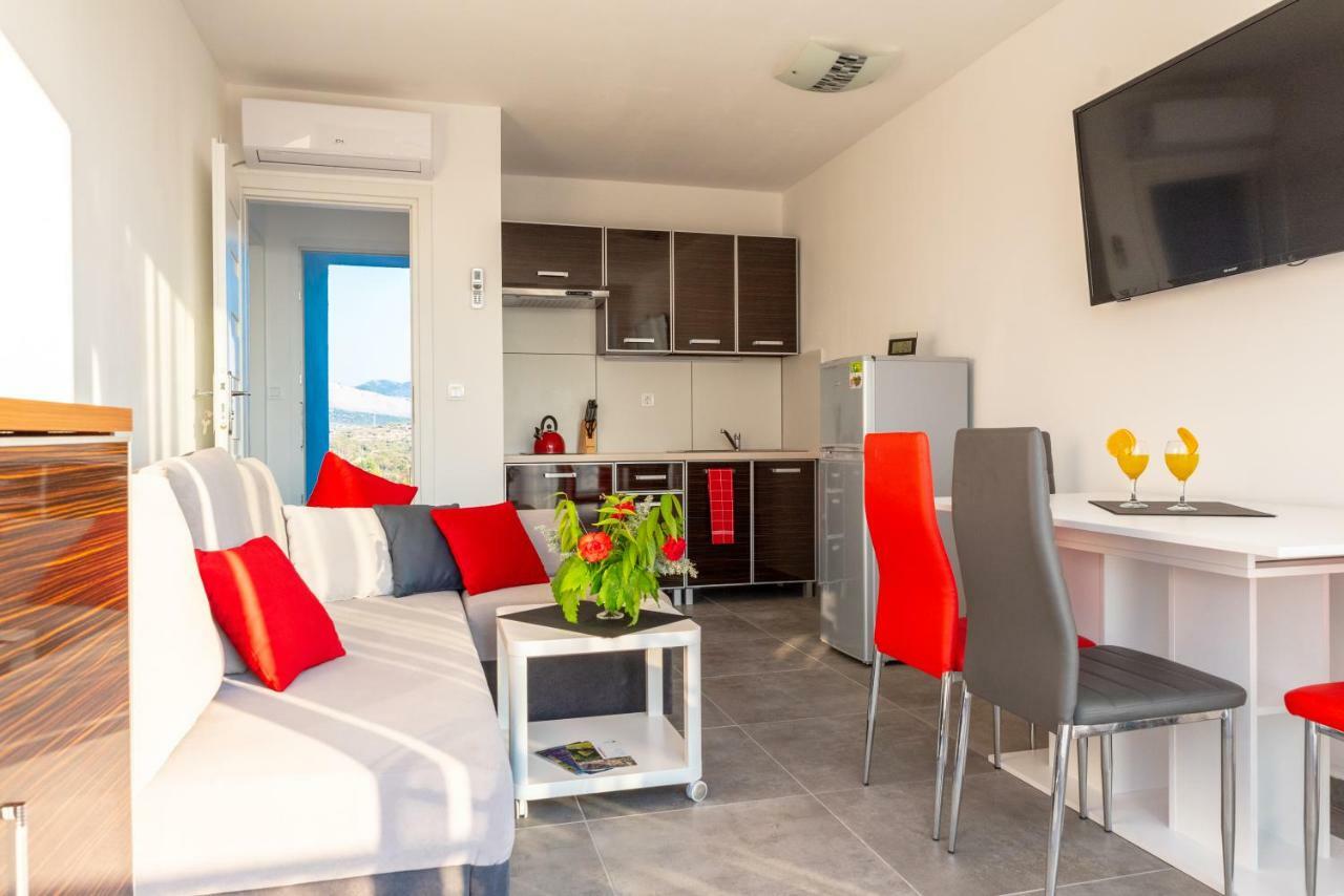 Apartmani Dalmacjia Grebastica Ngoại thất bức ảnh