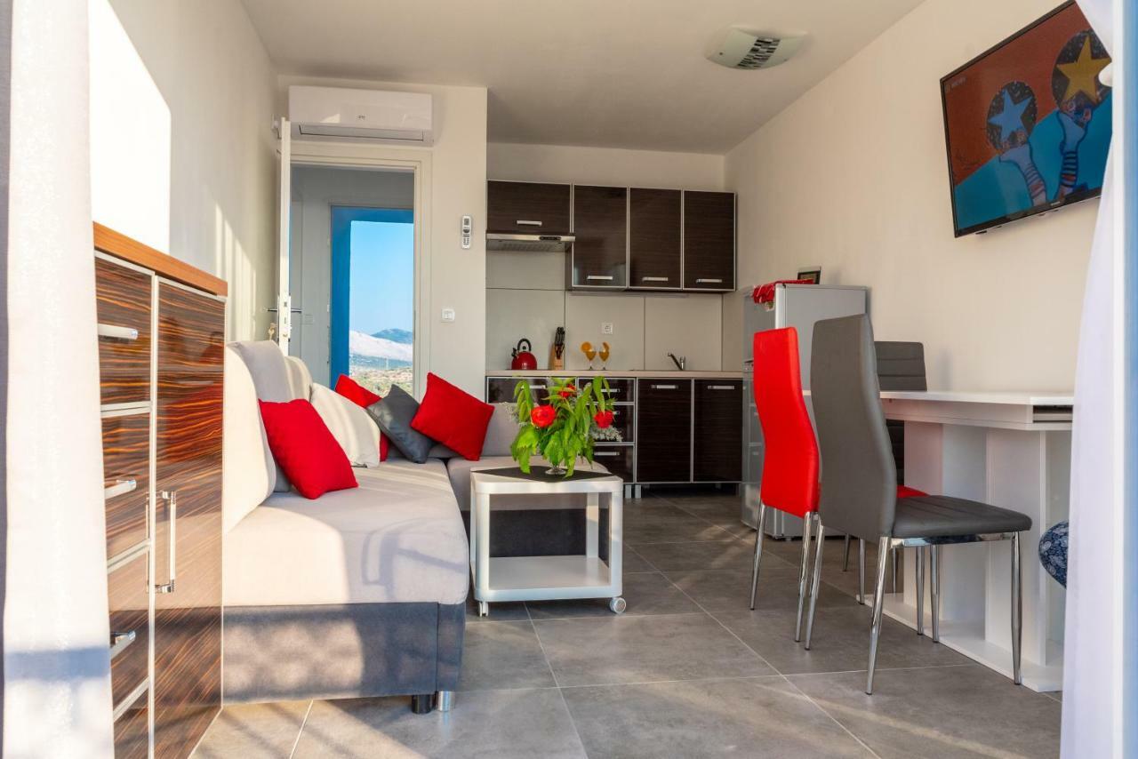 Apartmani Dalmacjia Grebastica Ngoại thất bức ảnh